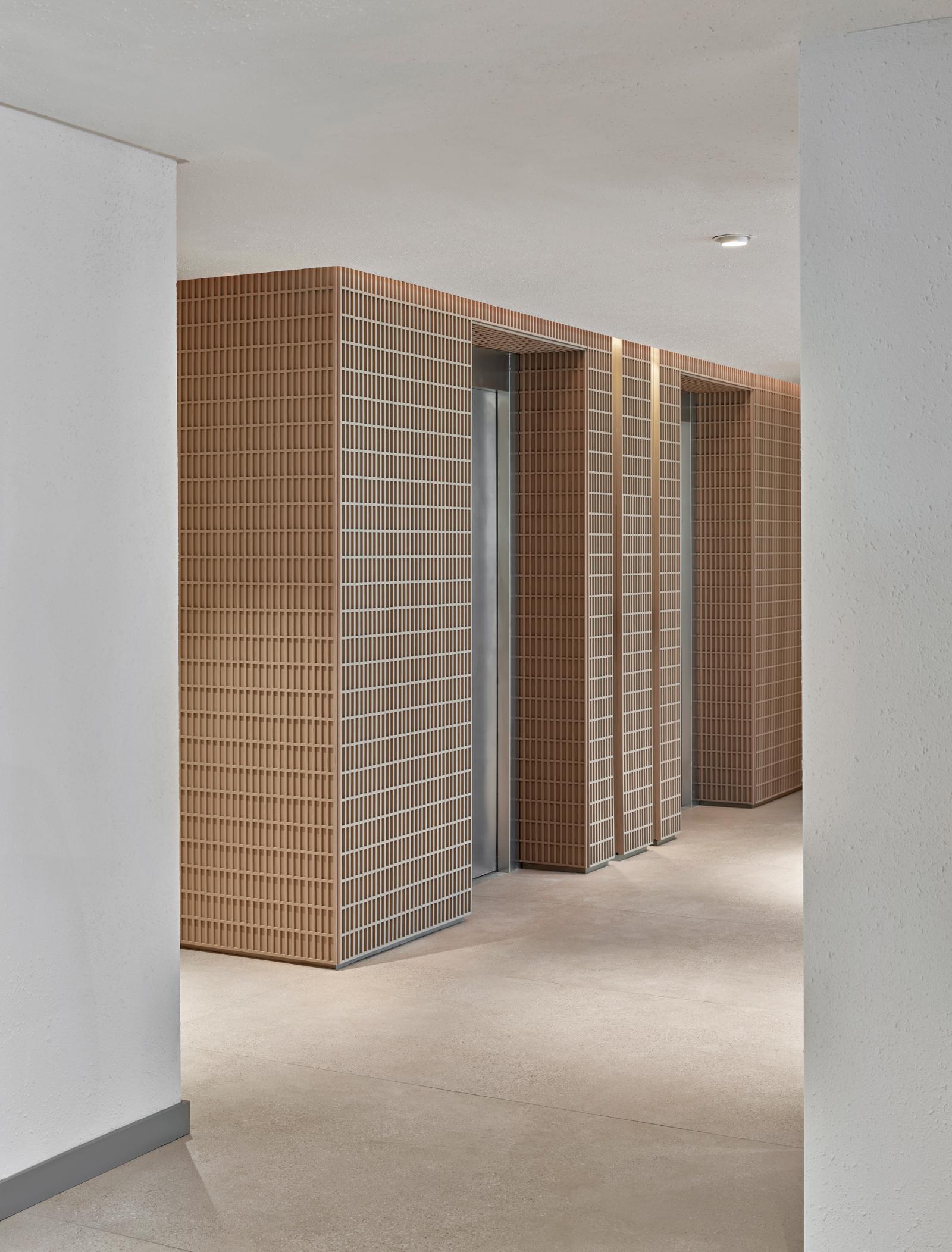 Gallery 17