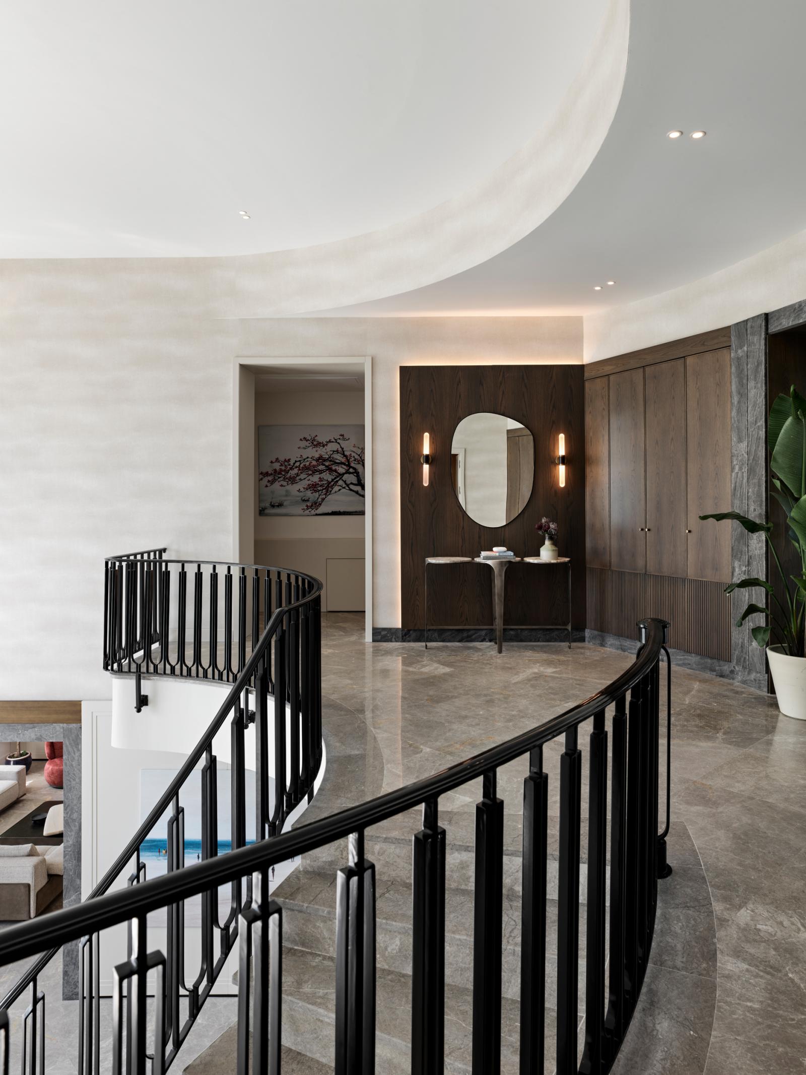 Gallery 17