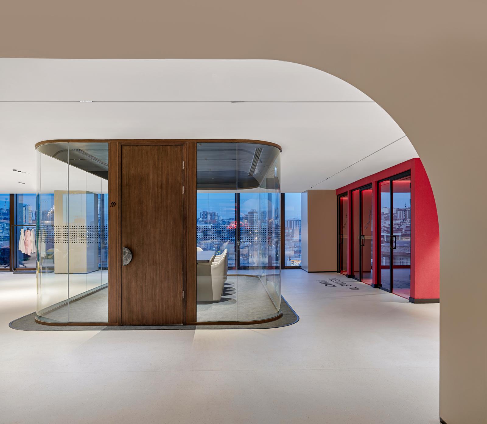 Gallery 10