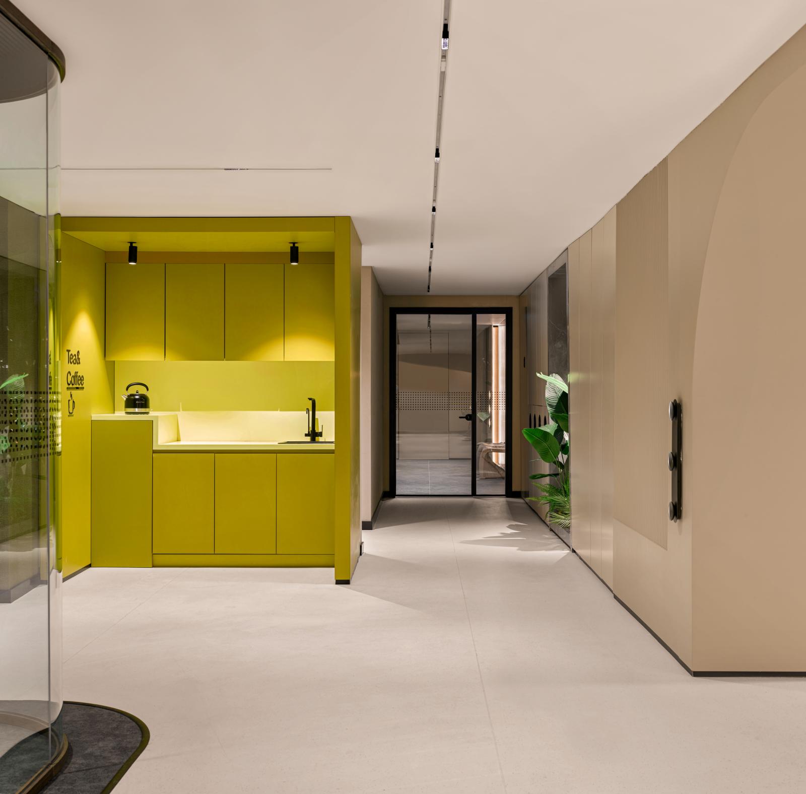Gallery 11