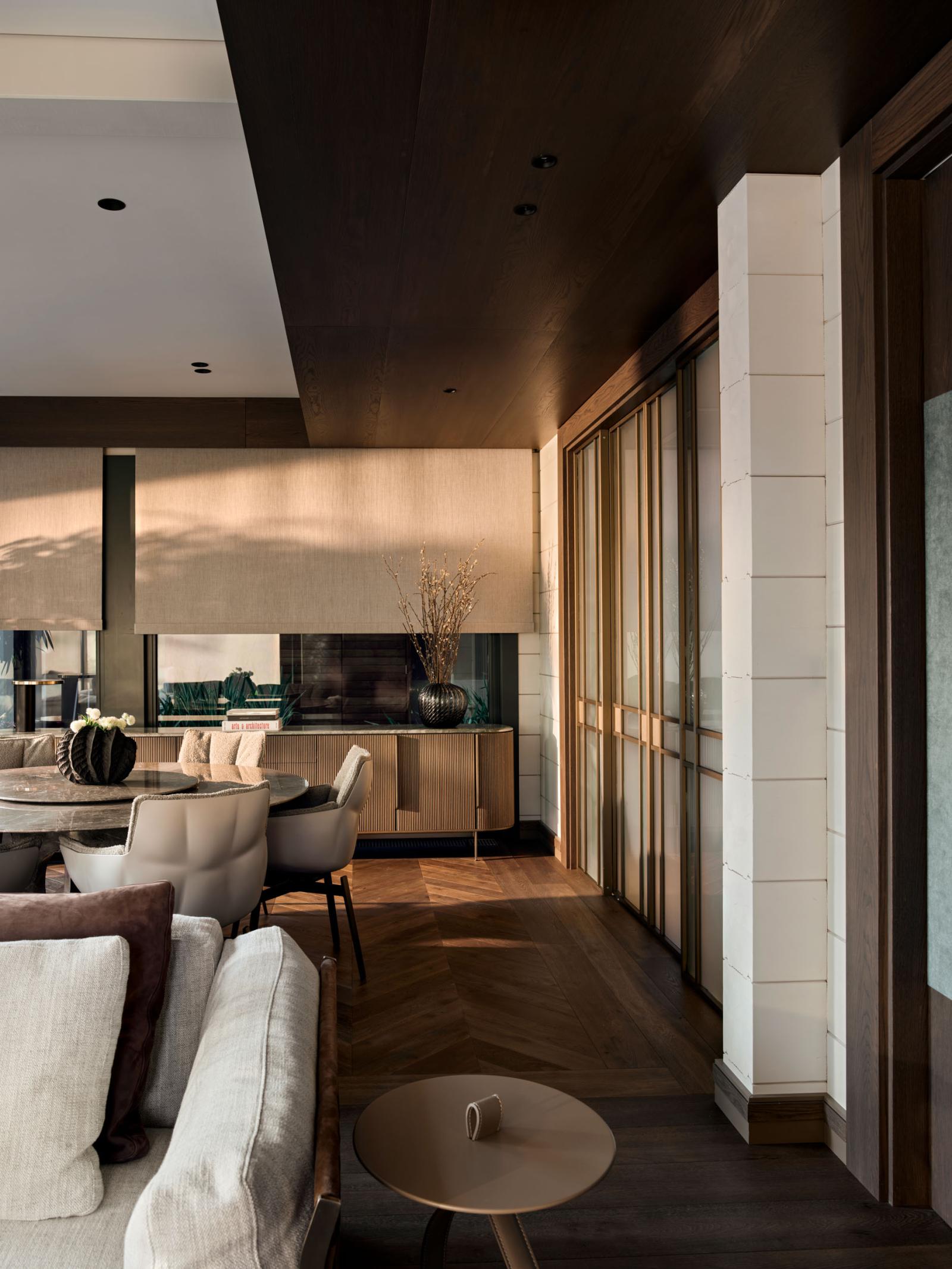 Gallery 19