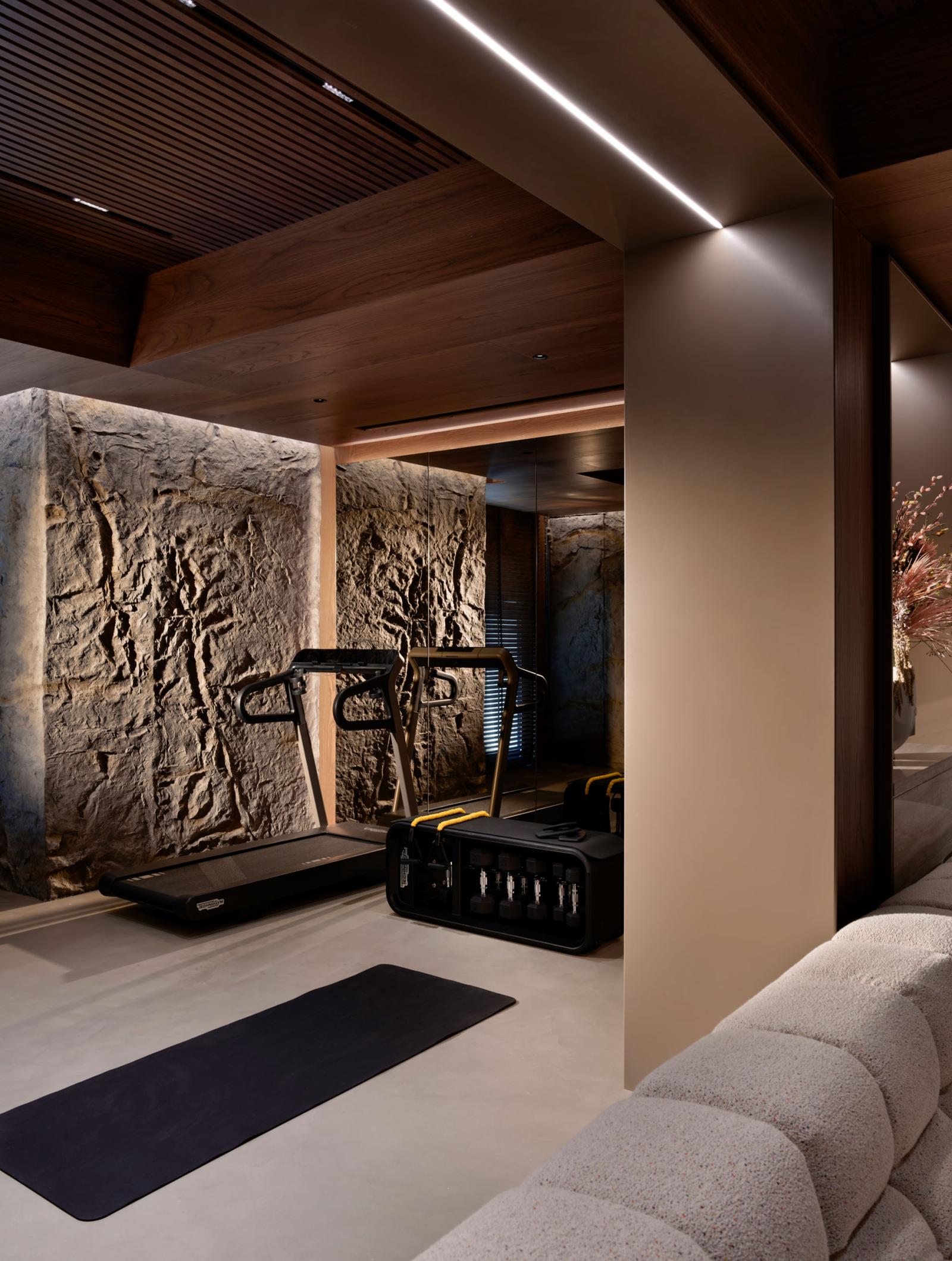 Gallery 5