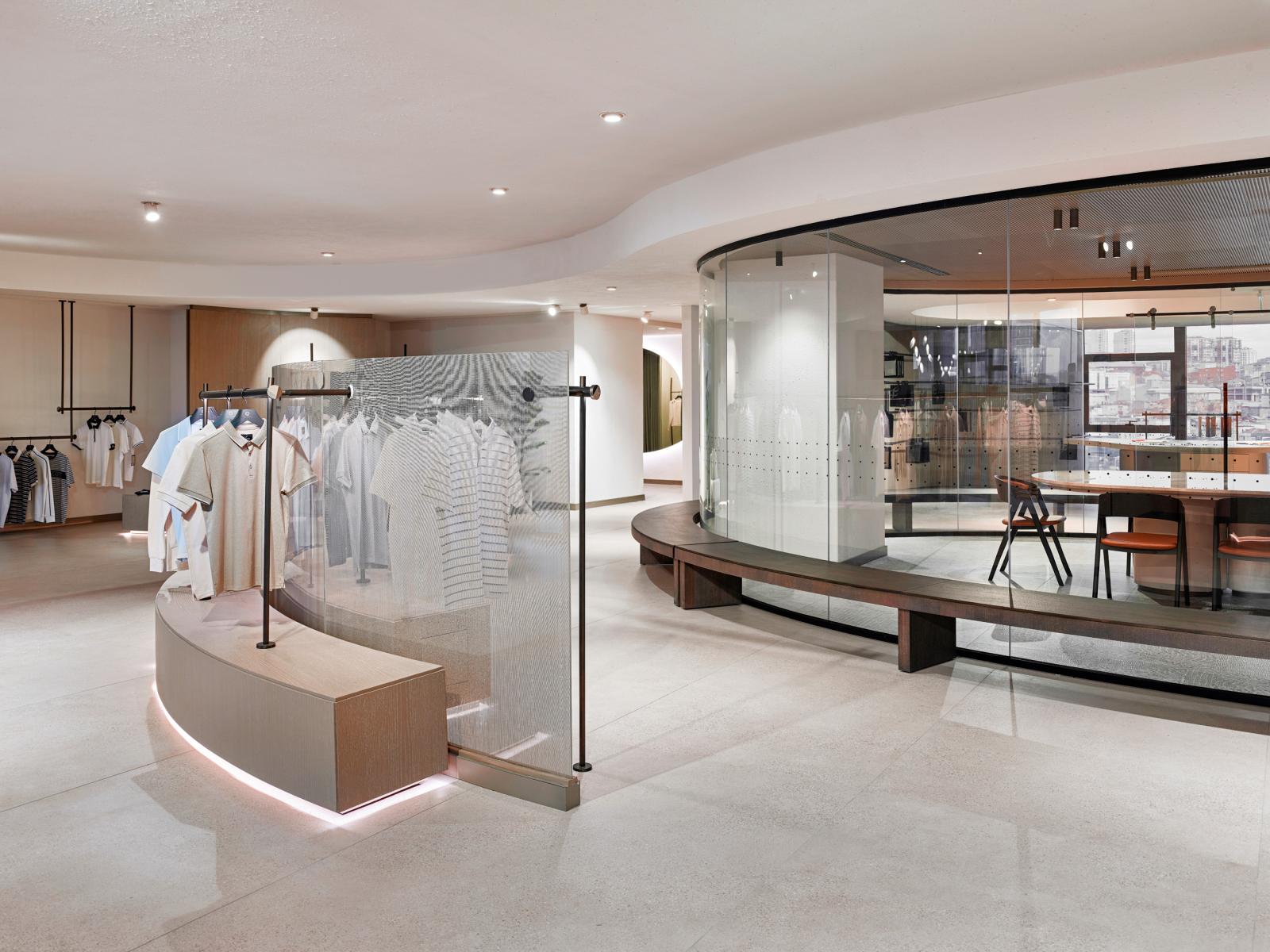 Gallery 12