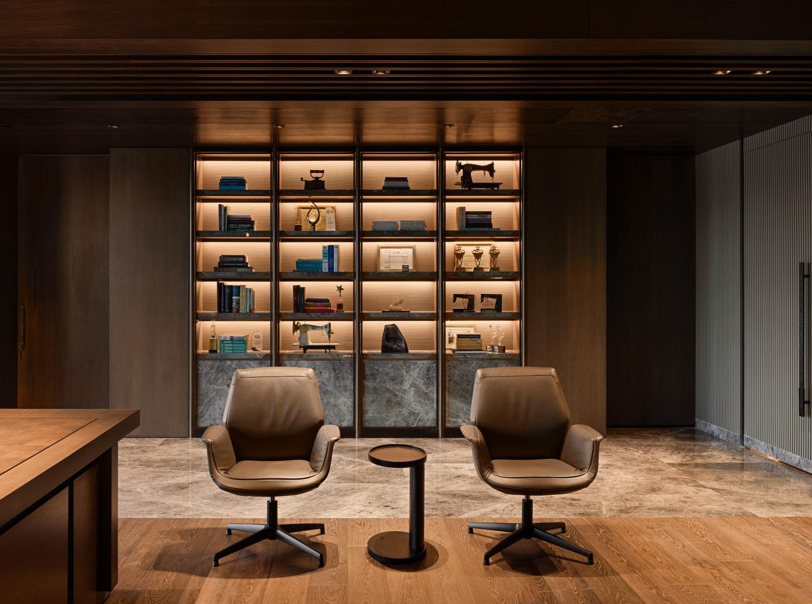 Gallery 24