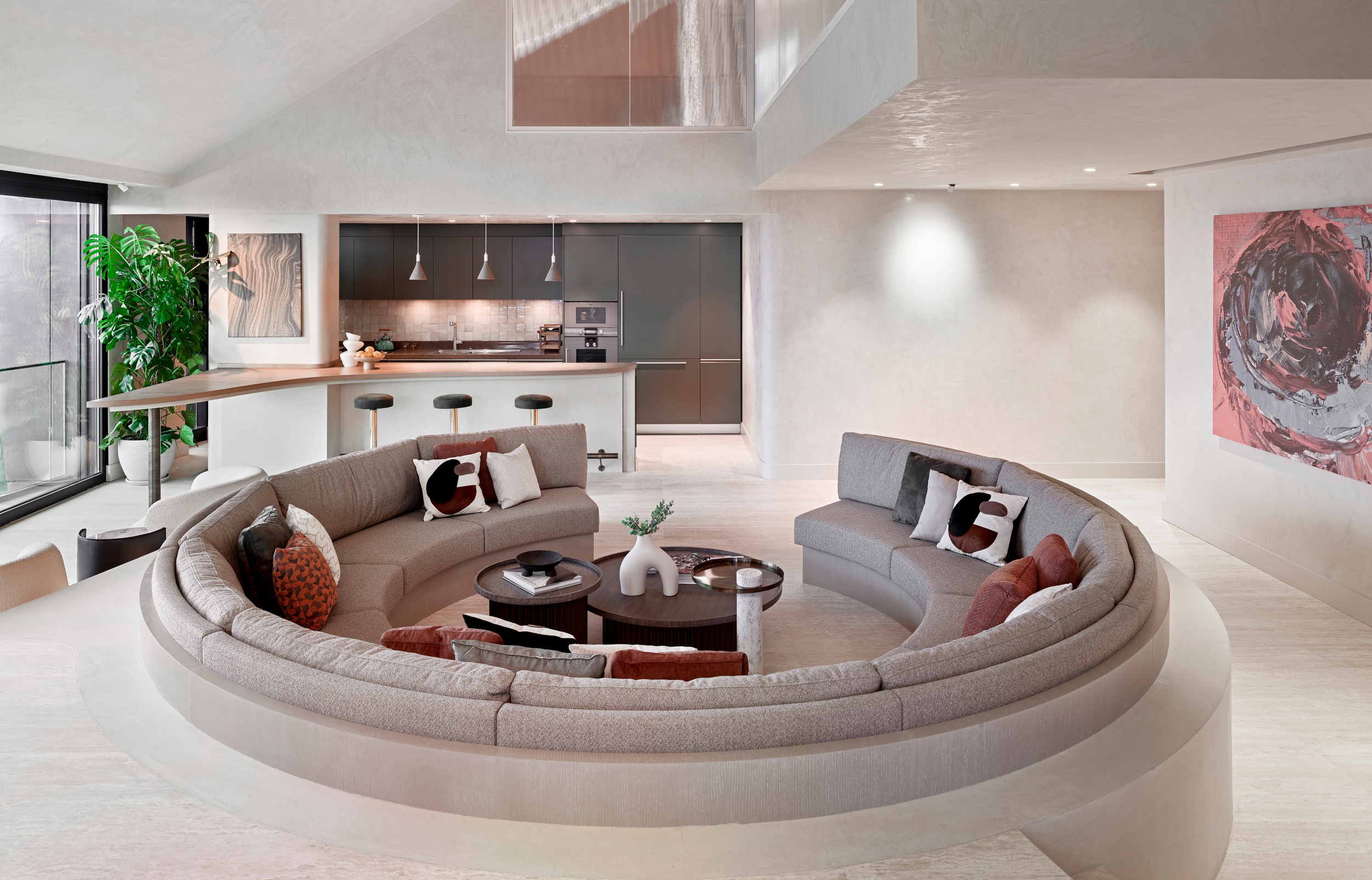 M HOUSE